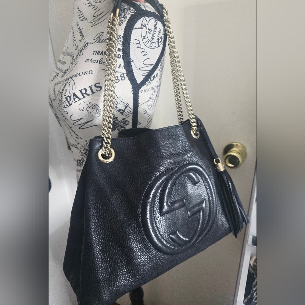 Gucci Soho GG Pebbled Leather Medium Tote W/ Silver Chain (GOOD)(COA)(READ)✨️🖤 - Picture 3 of 16